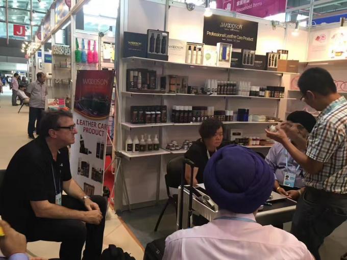 بيع بالجملة PSAF مجانا مضاد للماء مقاوم للماء للأنسجة الجلد أثاث الحامي العناية بالأثاث رشاش مضاد للماء 28